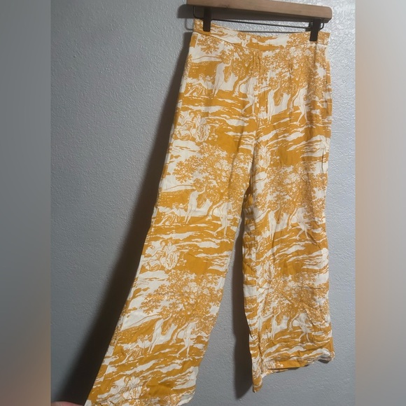 Reformation yellow Clare pant in Renaissance size 2 - Picture 2 of 9